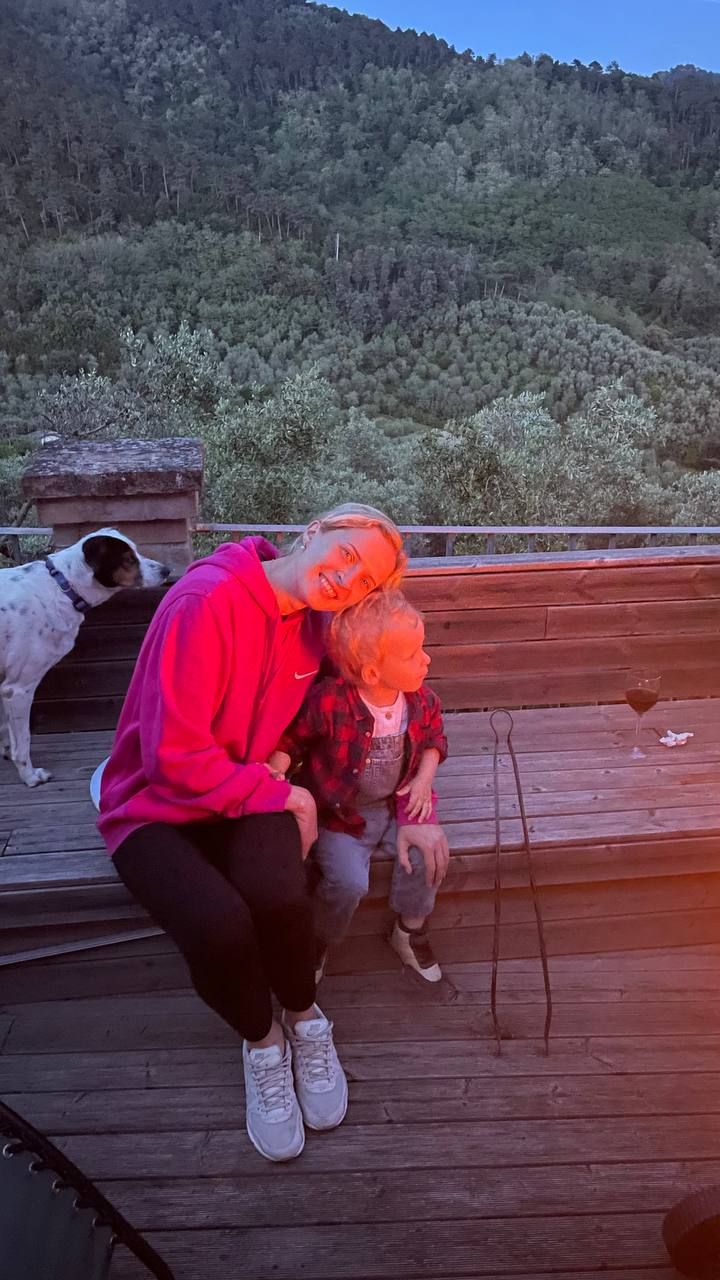 "Я очень хотела домой": Актриса Анна Гресь о жизни за границей и возвращении в Украину